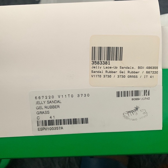 Bottega Veneta green jelly sandals - Picture 10 of 10
